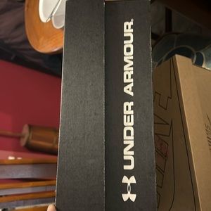 Size 7 Youth Under Armour UA BGS Charged Scramjet 3 Shoes